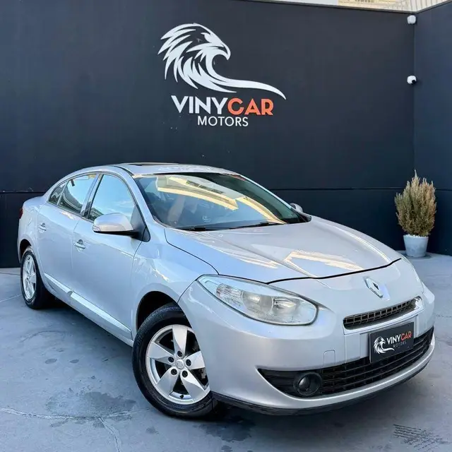 Carro Renault Fluence 2013 2.0 16V Dynamique (Aut) (Flex)