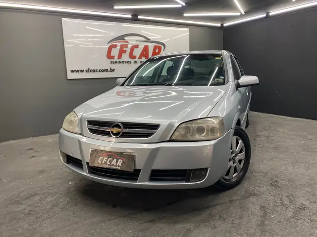 Carro Chevrolet Astra Sedan 2011 Advantage 2.0 (Flex)