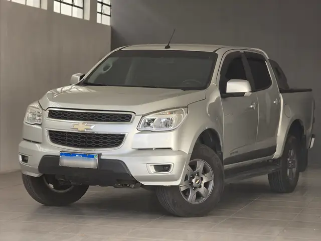 Carro Chevrolet S10 Cabine Dupla 2016 S10 2.4 Advantage (Cabine Dupla)