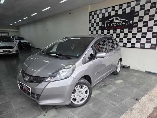 Carro Honda Fit 2014 CX 1.4 16v (Flex)