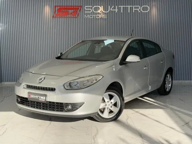Carro Renault Fluence 2013 2.0 16V Dynamique (Flex)