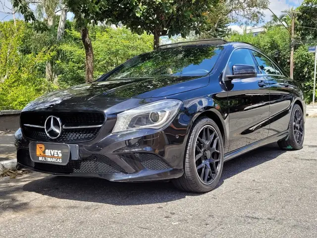Carro Mercedes-Benz Classe CLA 2015 CLA 200 Urban DCT