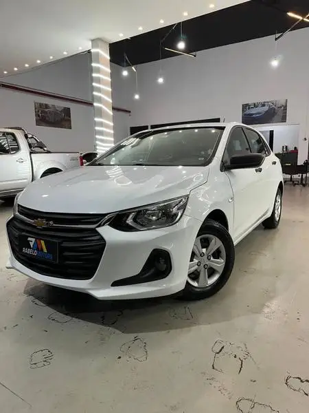 Carro Chevrolet Onix 2024 1.0