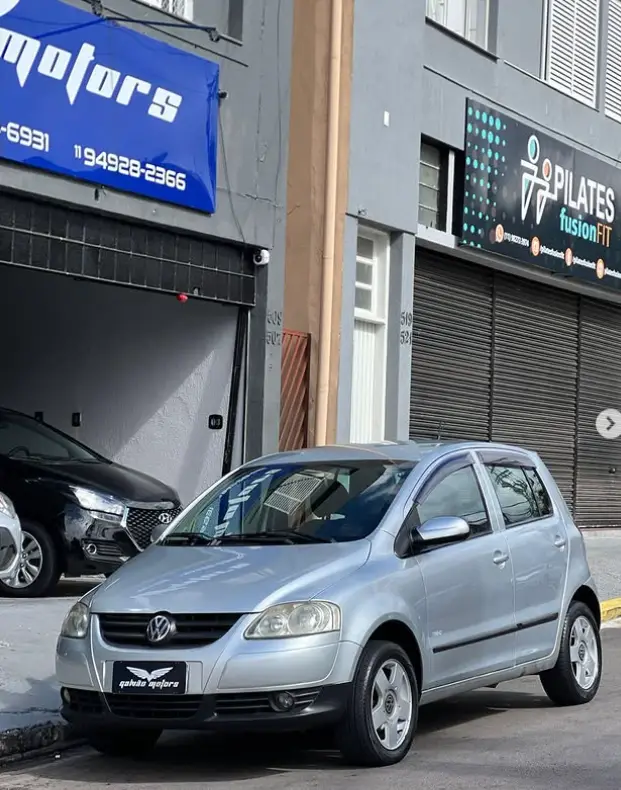 Volkswagen Fox 1.0 8V (Flex) 4p