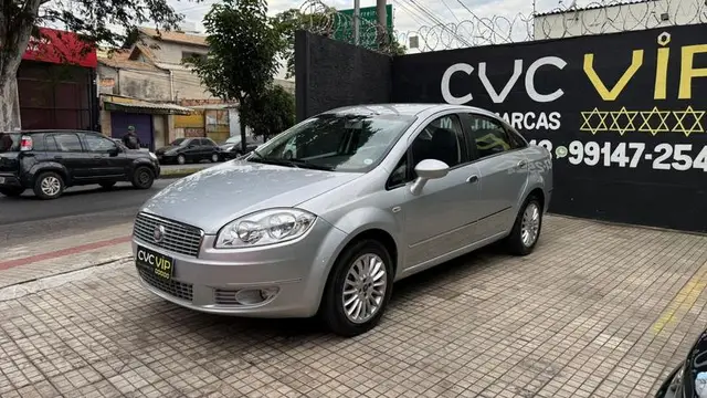 Carro Fiat Linea 2010 HLX 1.9 16V (Flex)