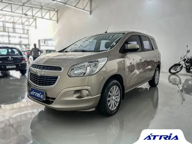 Carro Chevrolet Spin 2013 LT 5S 1.8 (Flex)