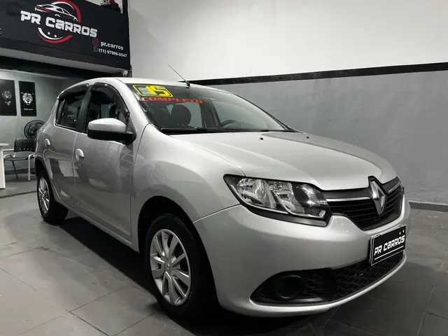 Carro Renault Sandero 2015 Expression 1.0 16V (Flex)