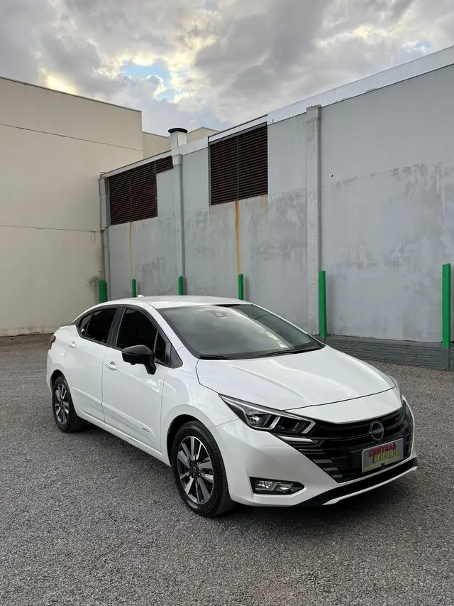 Carro Nissan Versa 2025 SR 1.6 16V Flex (Aut.)