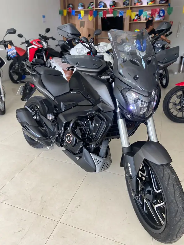 Carro Bajaj Dominar 400 2025 DOMINAR 400