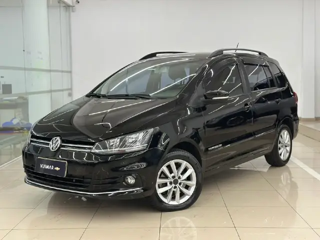 Carro Volkswagen SpaceFox 2015 1.6 VHT Comfortline (Flex)