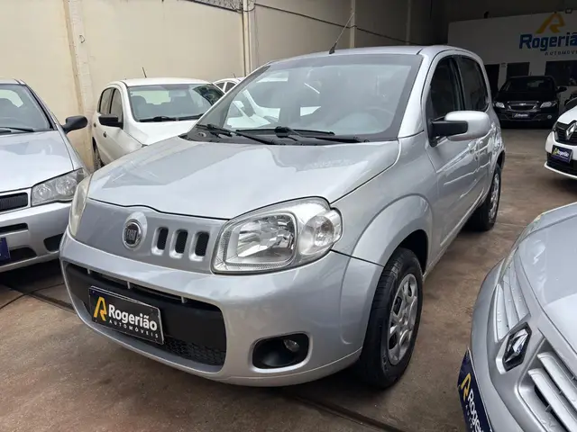 Carro Fiat Uno 2011 Vivace 1.0 8V (Flex) 4p