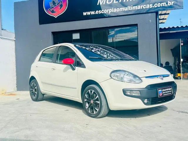 Carro Fiat Punto 2013 Attractive 1.4 (Flex)