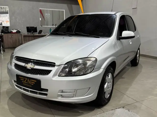 Carro Chevrolet Celta 2013 LT 1.0 (Flex)
