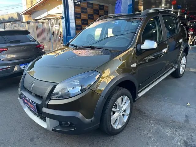 Carro Renault Sandero Stepway 2013 1.6 8V (Flex)