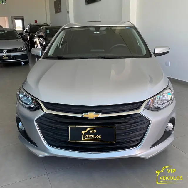 Carro Chevrolet Onix Plus 2023 LTZ 1.0 Turbo (Aut.)