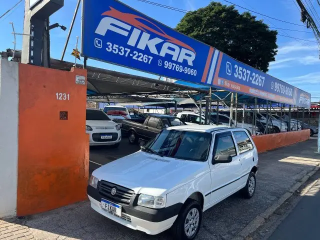 Carro Fiat Uno Mille 2012 Fire Economy 1.0 (Flex) 2p