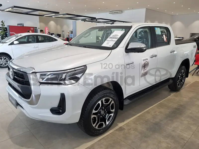 Toyota Hilux Cabine Dupla SRX 4x4 2.8 Diesel