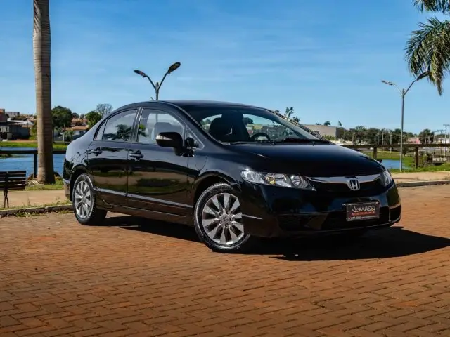 Carro Honda Civic 2011 New  LXL 1.8 16V i-VTEC (Flex)