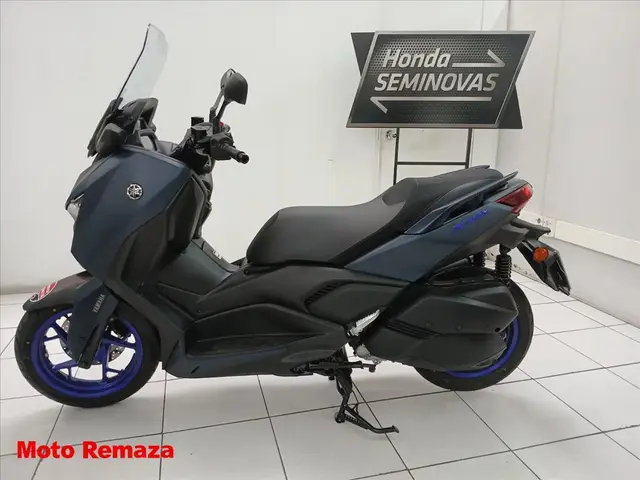 Moto Yamaha XMax 2025 250 Connected