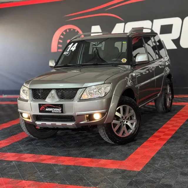 Carro Mitsubishi Pajero TR4 2014 2.0 16V 4X4 (Flex) (Aut)
