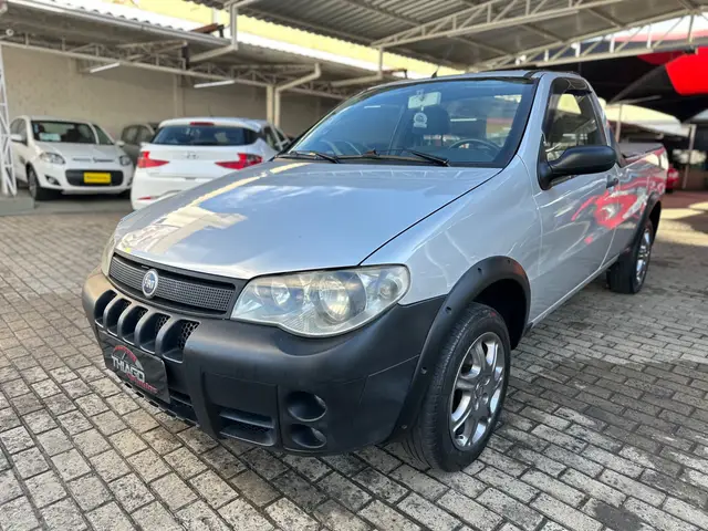 Carro Fiat Strada 2008 Fire 1.4 (Flex)
