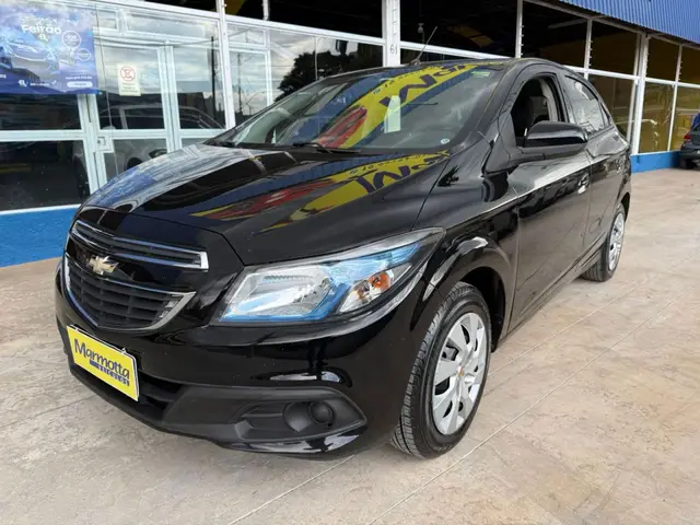 Carro Chevrolet Onix 2014 1.4 LT SPE/4 (Aut)