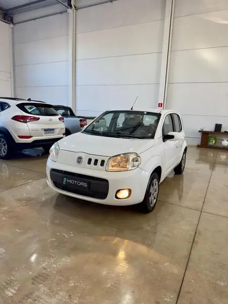 Carro Fiat Uno 2013 Economy 1.4 8V (Flex) 4P