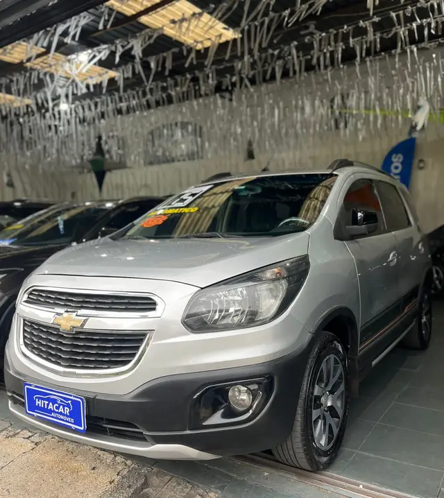 Carro Chevrolet Spin 2015 Activ  1.8 (Flex) (Aut)