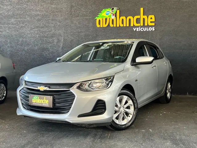 Carro Chevrolet Onix 2023 LT 1.0