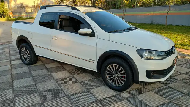Carro Volkswagen Saveiro 2016 Highline 1.6 MSI CD (Flex)