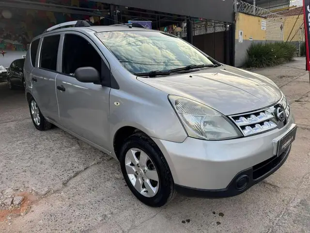 Carro Nissan Livina 2012 1.6 16V (flex)