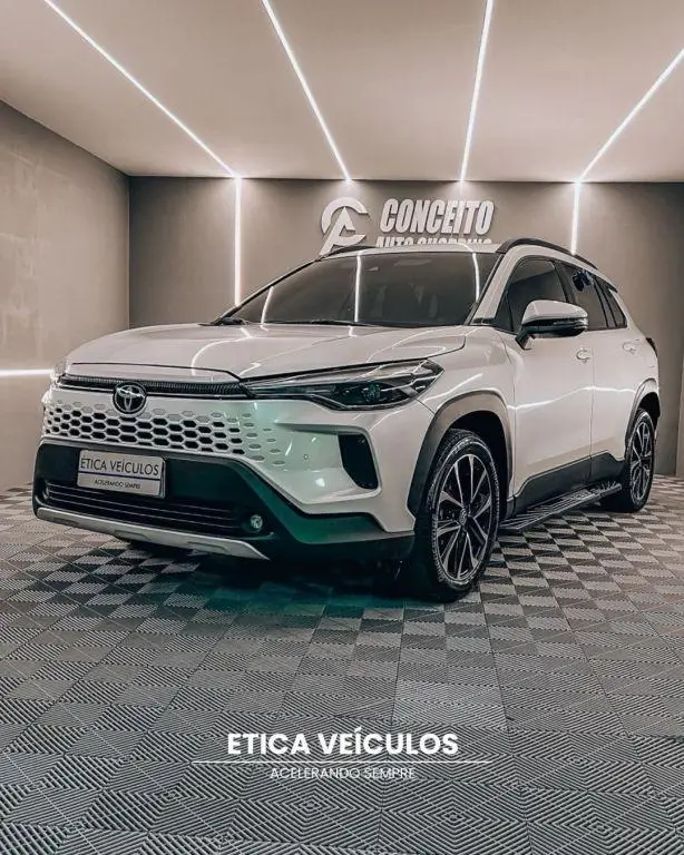 Carro Toyota Corolla Cross 2025 XRE 2.0