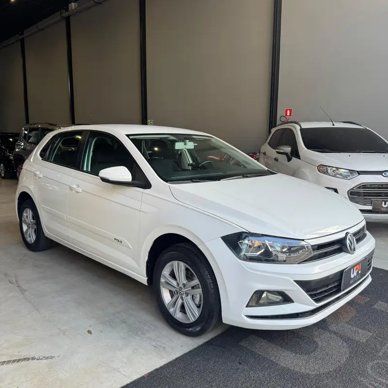 Volkswagen Polo 1.0 MPI (Flex)