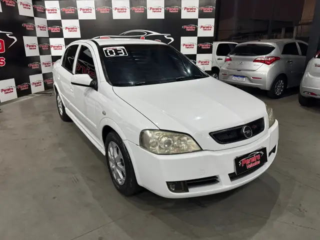 Carro Chevrolet Astra Sedan 2003 1.8 8V