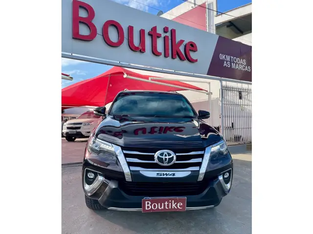 Carro Toyota SW4 2019 2.8 TDI SRX 5L 4x4 (Aut)