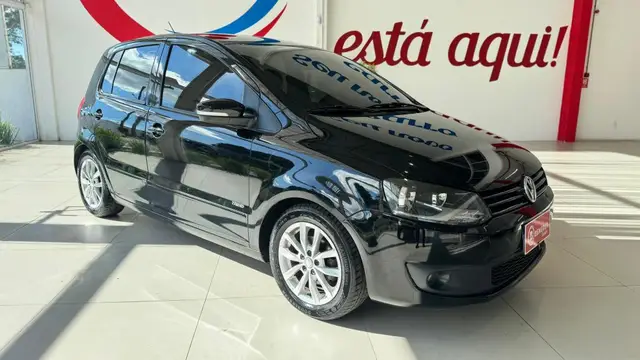 Carro Volkswagen Fox 2012 1.0 VHT (Flex) 4p