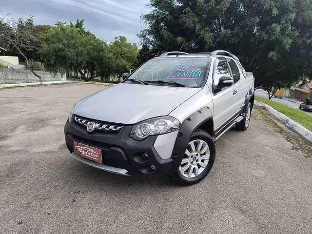 Carro Fiat Strada 2016 Adv.Ext./ Ext. 1.8 LOCKER Flex CD