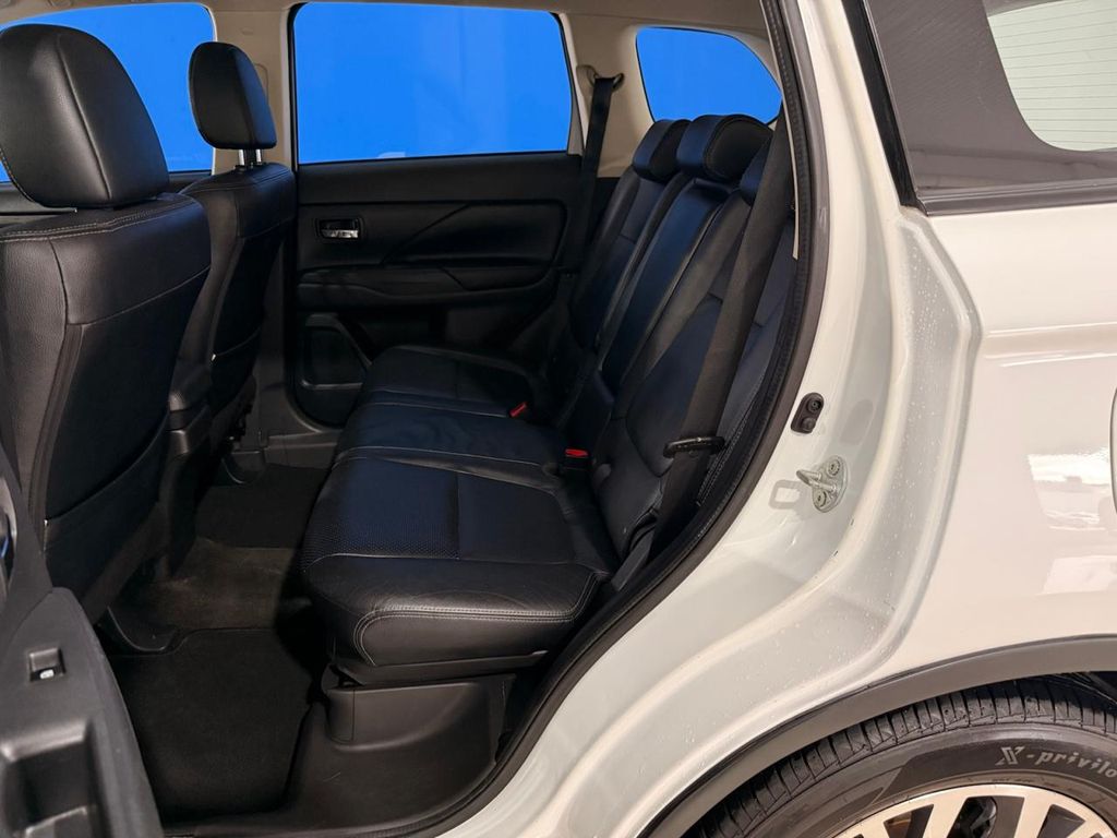 Outlander 2.0 16V CVT