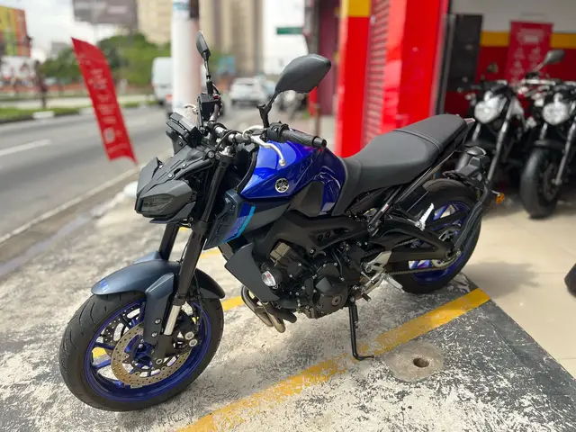 Carro Yamaha MT-09  2025 ABS