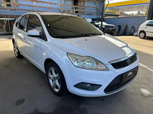 Carro Ford Focus Hatch 2012 GLX 1.6 16V (Flex)