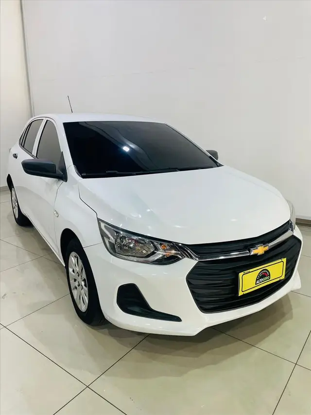 Carro Chevrolet Onix Plus 2022 1.0 LT II (Flex)