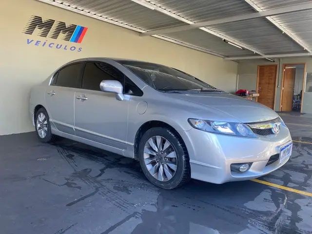 Carro Honda Civic 2010 New  LXL 1.8 16V i-VTEC (Flex)
