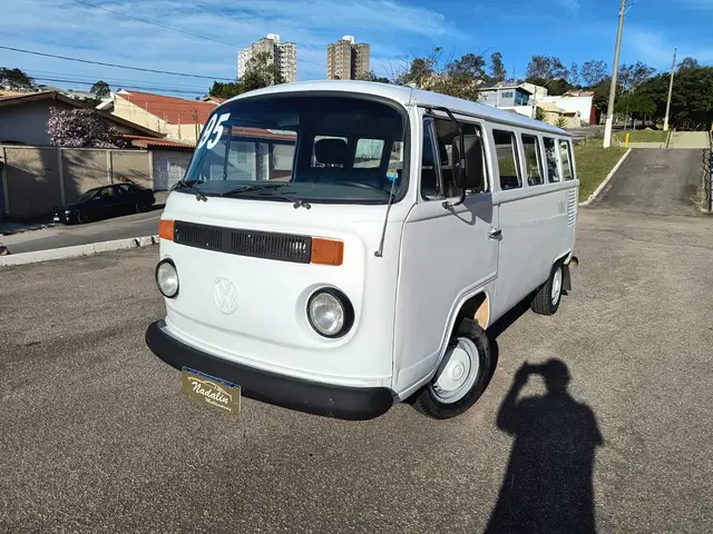 Carro Volkswagen Kombi 1995 Standard 1.6