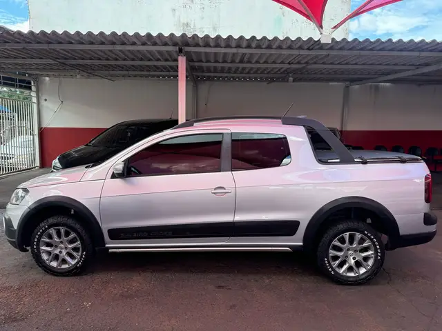 Carro Volkswagen Saveiro 2016 Cross 1.6 16v MSI CD (Flex)