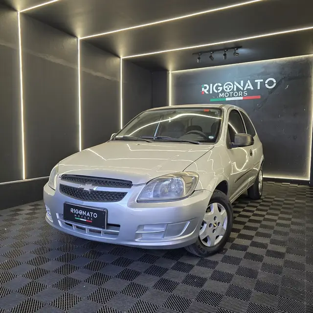 Carro Chevrolet Celta 2013 LS 1.0 (Flex) 2p
