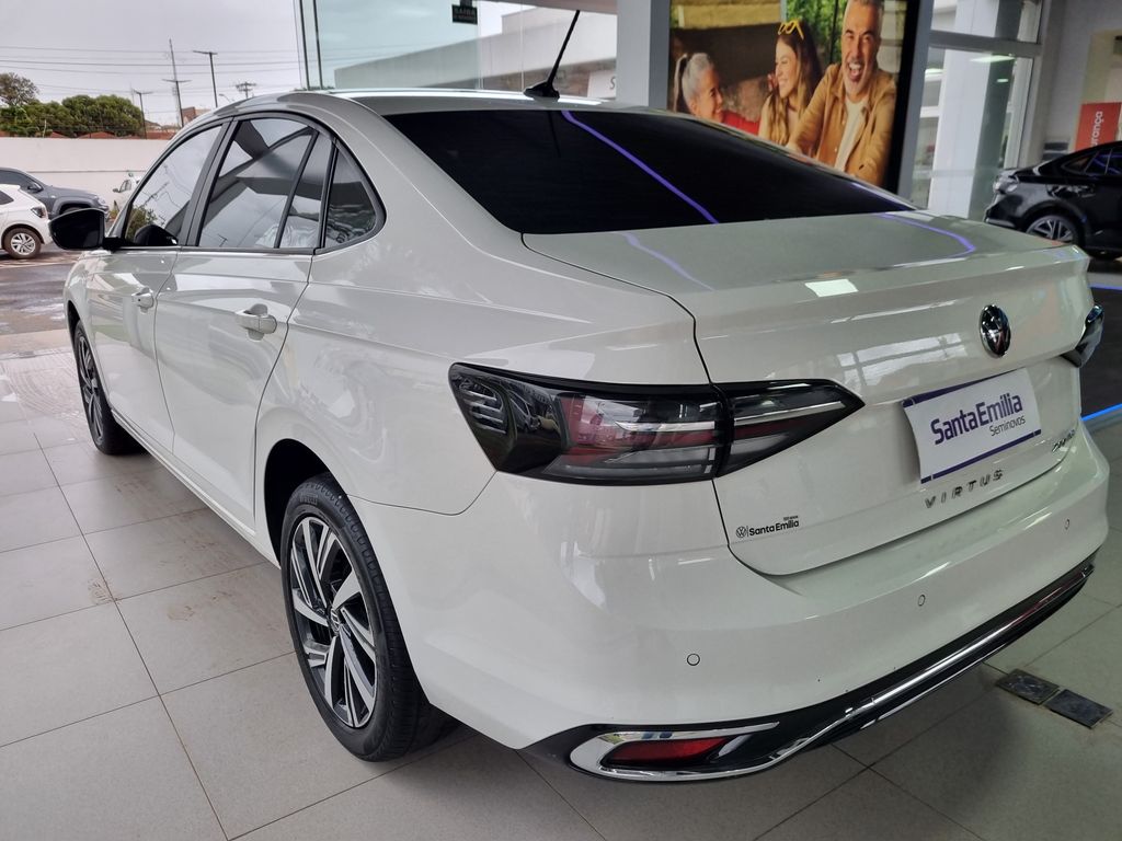 Virtus Highline 1.0 200 TSI