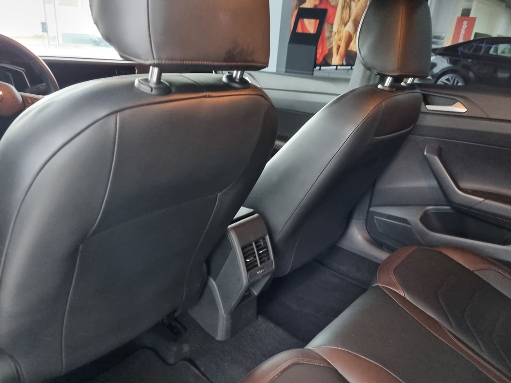 Virtus Highline 1.0 200 TSI