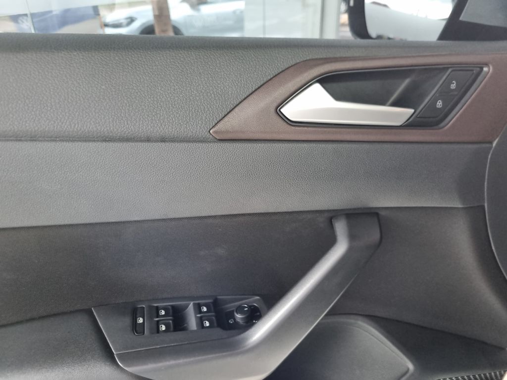 Virtus Highline 1.0 200 TSI
