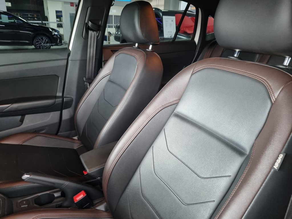 Virtus Highline 1.0 200 TSI