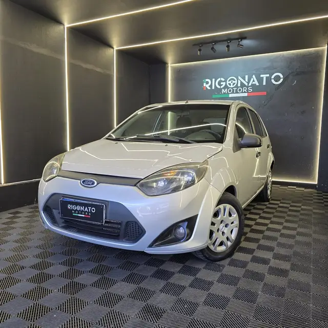Carro Ford Fiesta Hatch 2013 Rocam 1.0 (Flex)